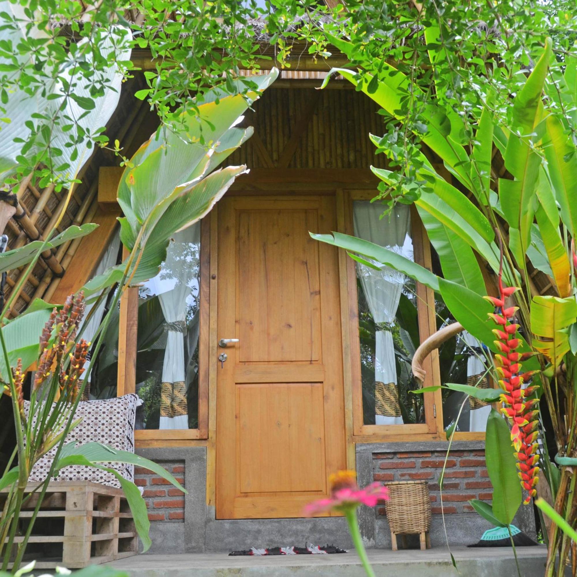 Lagoona Beach Bungalows - Eco Stay Пангандаран Екстер'єр фото