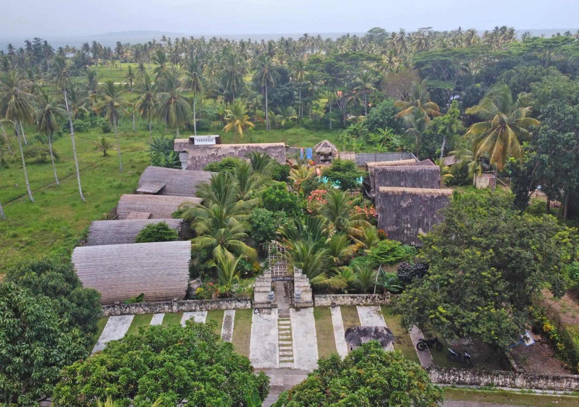 Lagoona Beach Bungalows - Eco Stay Пангандаран Екстер'єр фото